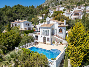 4 slaapkamer Villa te koop in Benigembla