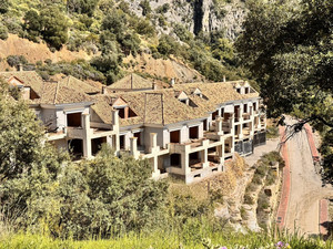 Grondstuk te koop in Istan