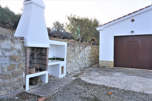 3 slaapkamer Villa te koop in Alcaucin