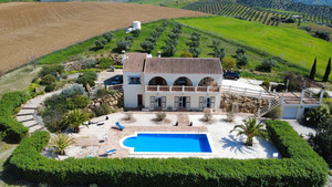 4 slaapkamer Villa te koop in Alora