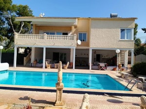 4 slaapkamer Villa te koop in Cartagena