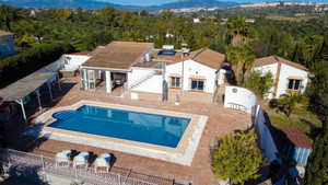 5 slaapkamer Villa te koop in Coin