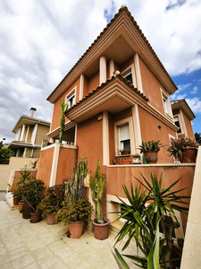 4 slaapkamer Villa te koop in Alicante
