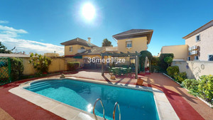 4 slaapkamer Villa te koop in Los Alcazares