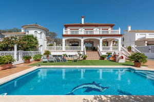6 slaapkamer Villa te koop in Marbella