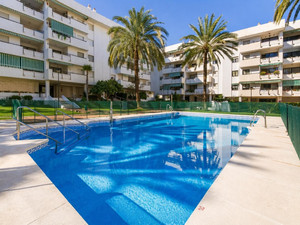 4 slaapkamer Appartement te koop in Torremolinos