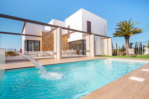 4 slaapkamer Villa te koop in Orihuela