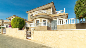2 slaapkamer Villa te koop in Orihuela
