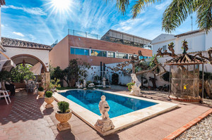 5 slaapkamer Villa te koop in Fuengirola