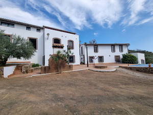 15 slaapkamer Villa te koop in Malaga