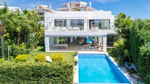 5 slaapkamer Villa te koop in Marbella