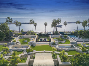 4 slaapkamer Villa te koop in Marbella