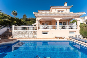 5 slaapkamer Villa te koop in Benalmadena