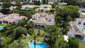 6 slaapkamer Villa te koop in El Paraiso