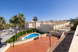 4 slaapkamer Rijtjeshuis te koop in Torremolinos