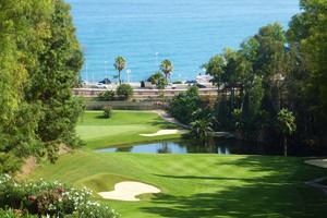 3 slaapkamer Rijtjeshuis te koop in Benalmadena