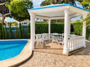 4 slaapkamer Villa te koop in Orihuela