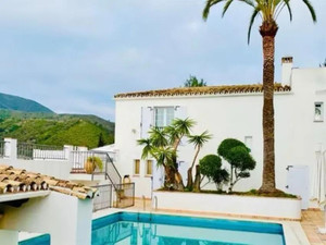 8 slaapkamer Villa te koop in Benahavis