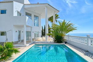 7 slaapkamer Villa te koop in Algarrobo