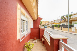 4 slaapkamer Rijtjeshuis te koop in Los Alcazares