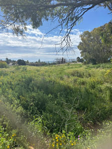 Grondstuk te koop in Estepona