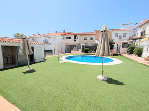 3 slaapkamer Rijtjeshuis te koop in Torremolinos