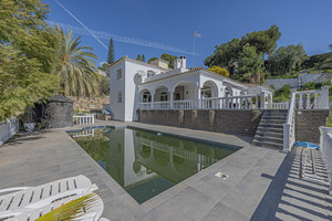 4 slaapkamer Villa te koop in El Paraiso
