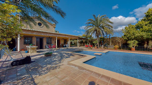 4 slaapkamer Villa te koop in Antequera