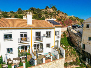 4 slaapkamer Villa te koop in Almogia