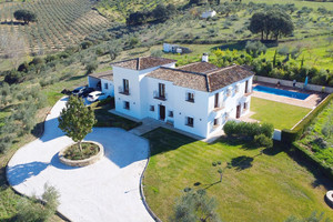 5 slaapkamer Villa te koop in Ronda