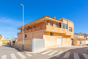 4 slaapkamer Villa te koop in La Union