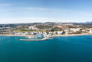 Grondstuk te koop in Manilva