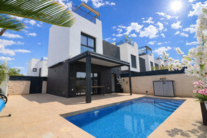 3 slaapkamer Villa te koop in Benijofar