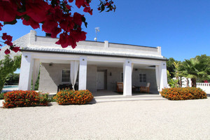 3 slaapkamer Villa te koop in Elche
