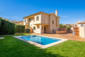4 slaapkamer Rijtjeshuis te koop in Fuengirola