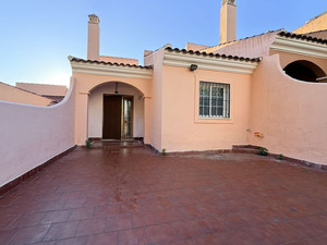 4 slaapkamer Rijtjeshuis te koop in Mijas