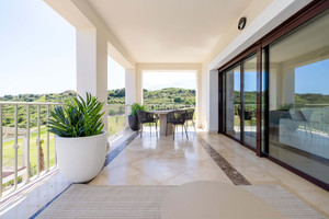 3 slaapkamer Rijtjeshuis te koop in Estepona
