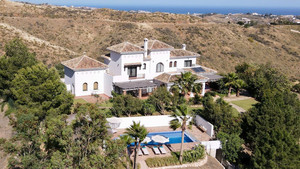 4 slaapkamer Villa te koop in Mijas