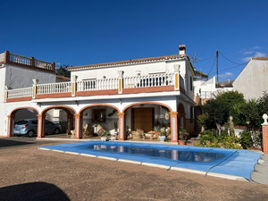4 slaapkamer Villa te koop in Mijas