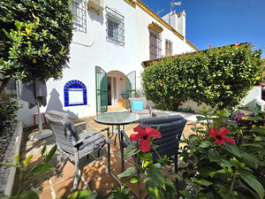 3 slaapkamer Rijtjeshuis te koop in Casares