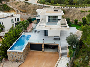 6 slaapkamer Villa te koop in Orihuela