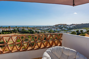 3 slaapkamer Rijtjeshuis te koop in Estepona