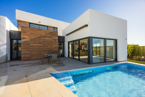 4 slaapkamer Villa te koop in Algorfa