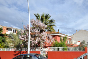 4 slaapkamer Villa te koop in Sax