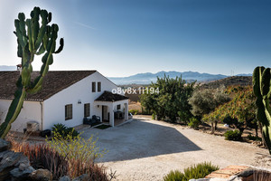 5 slaapkamer Villa te koop in Cartama