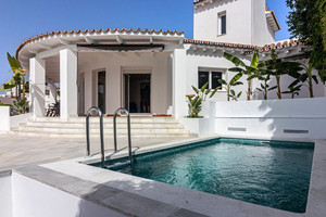 5 slaapkamer Villa te koop in Benalmadena