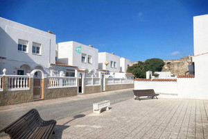 3 slaapkamer Rijtjeshuis te koop in Tarifa