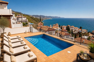 5 slaapkamer Villa te koop in Nerja