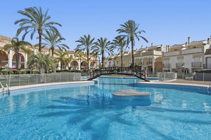 3 slaapkamer Rijtjeshuis te koop in Marbella