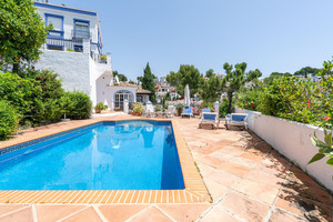 2 slaapkamer Rijtjeshuis te koop in Benahavis